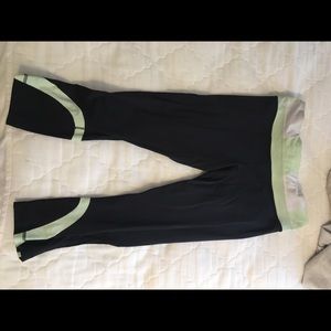 Lululemon leggings size 10